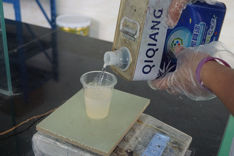 蜜桃视频在线视频QU-3003 PU特清透明底漆精確調配