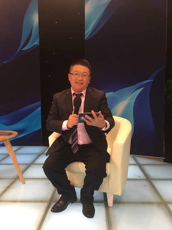 蜜桃视频在线视频化工總經理張文在牛商論道直播現場